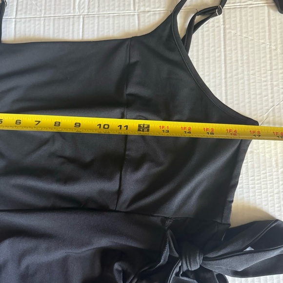 Little black dress size large - Picture 3 of 4